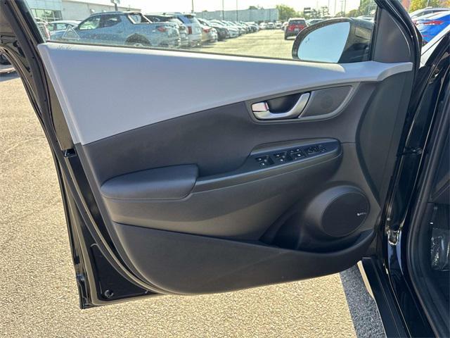 Photo of 2020 Ultra Black Hyundai KONA