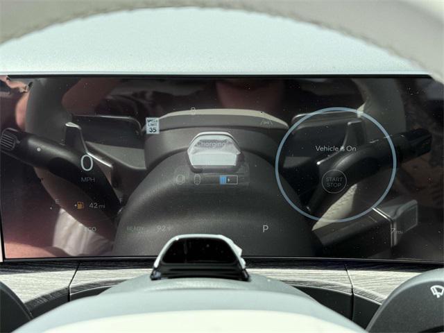 Photo of 2025 Phantom Black Hyundai SANTA FE
