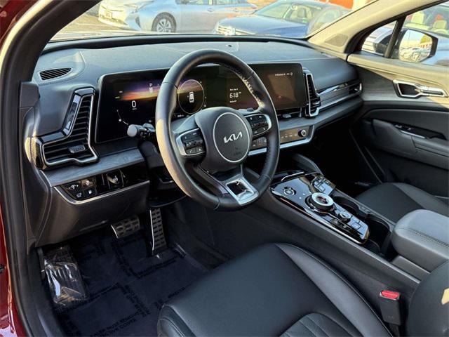 Photo of 2025 Dawning Red Kia Sportage