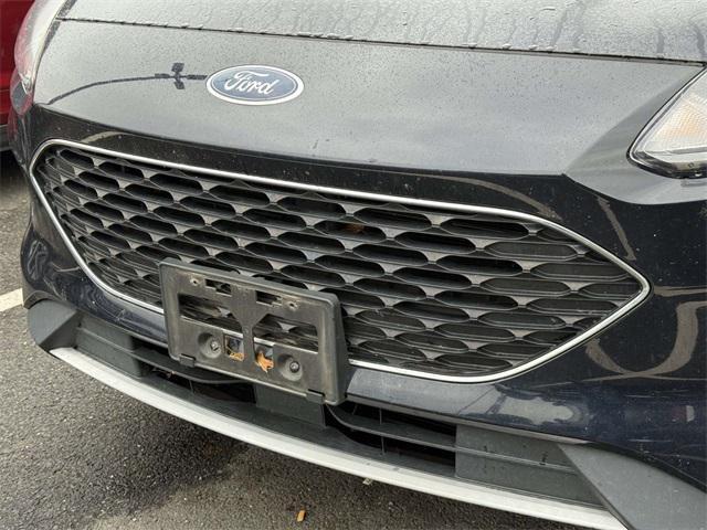 Photo of 2021 Antimatter Blue Metallic Ford Escape