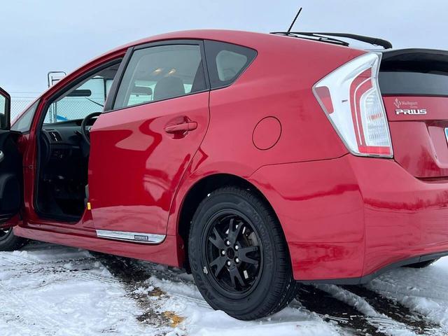 Photo of 2014 Red Toyota Prius