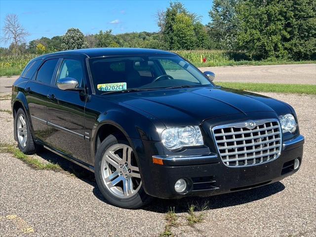 Photo of 2005 Black Dodge Magnum
