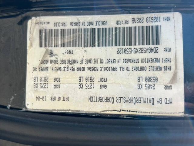 Photo of 2005 Black Dodge Magnum
