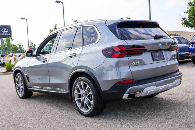 Photo of 2024 Skyscraper Grey Metallic BMW X5
