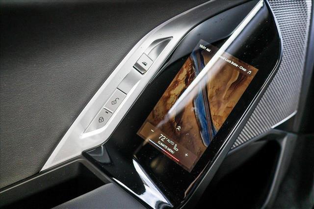 Photo of 2025 Oxide Grey Metallic BMW 740