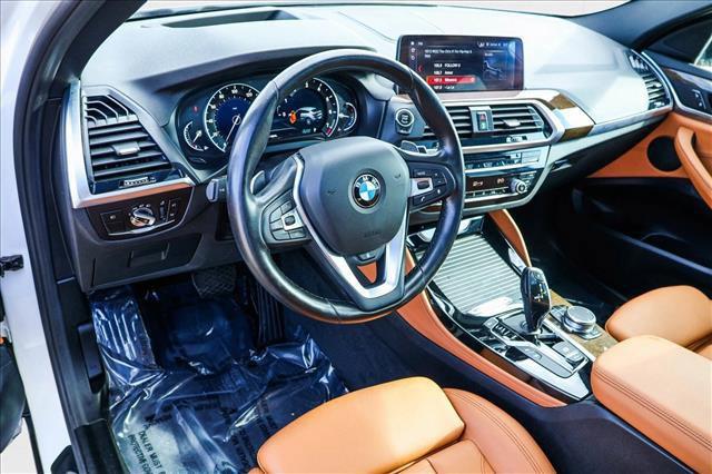 Photo of 2019 Alpine White BMW X4