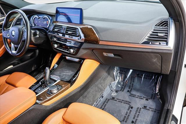 Photo of 2019 Alpine White BMW X4