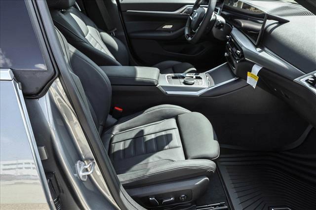 Photo of 2025 Skyscraper Grey Metallic BMW i4 Gran Coupe