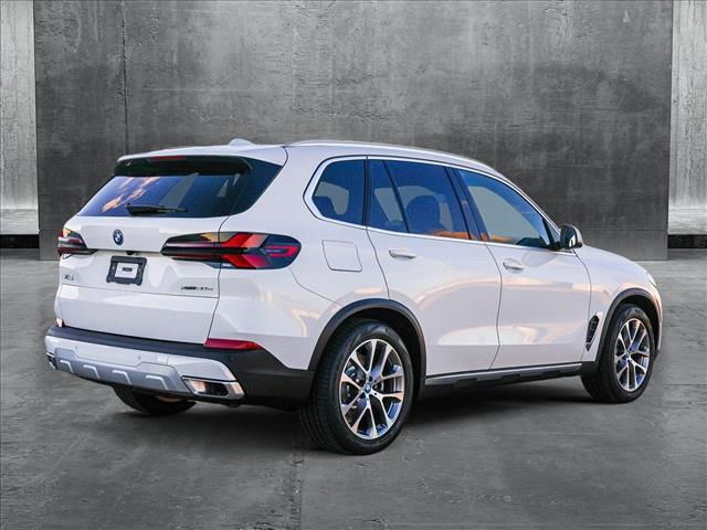Photo of 2025 Alpine White BMW X5 PHEV