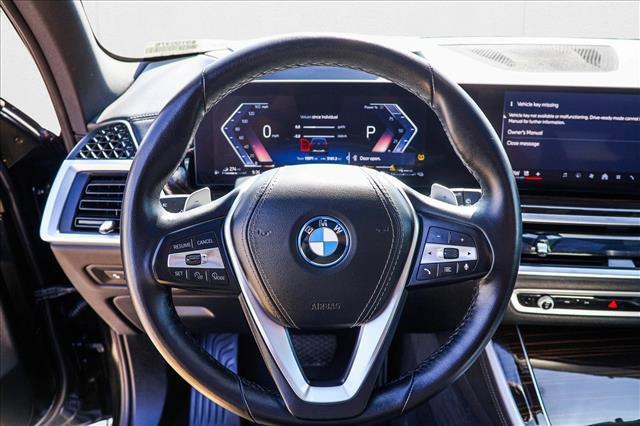 Photo of 2025 Black BMW X5 PHEV