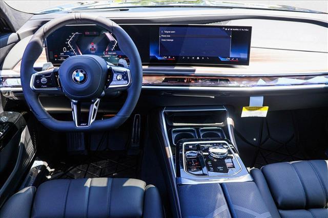 Photo of 2025 Black Sapphire Metallic BMW 760