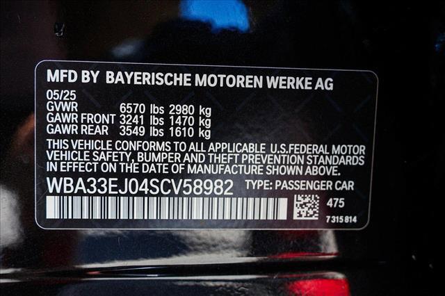 Photo of 2025 Black Sapphire Metallic BMW 760