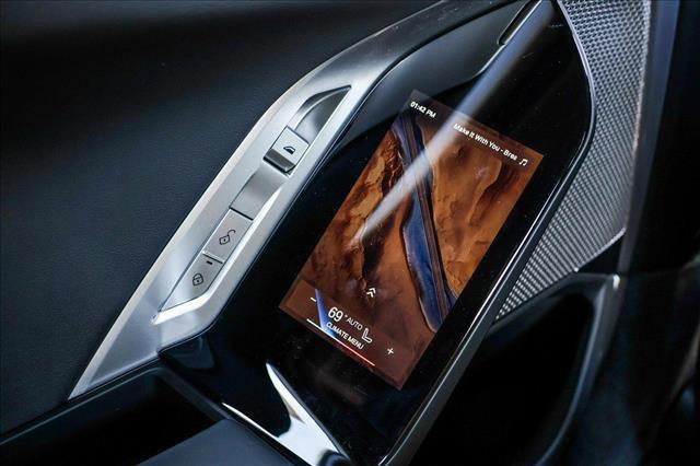 Photo of 2025 Black Sapphire Metallic BMW 760
