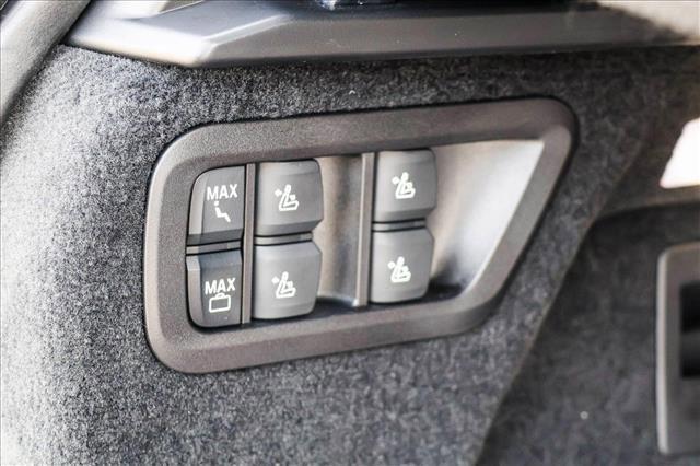 Photo of 2025 Black Sapphire Metallic BMW X7