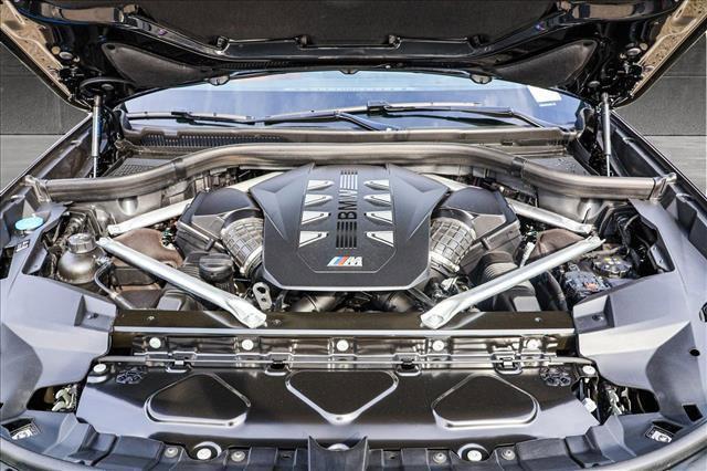 Photo of 2025 Black Sapphire Metallic BMW X7