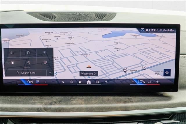 Photo of 2024 Alpine White BMW X7