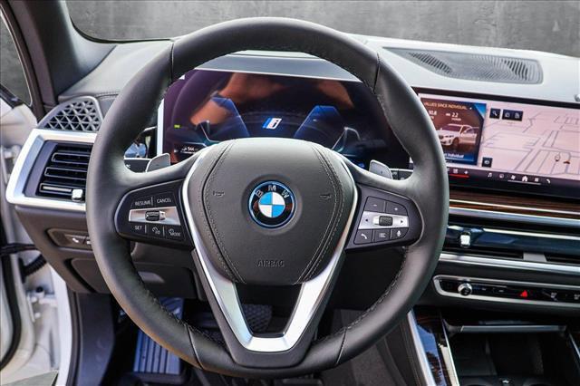 Photo of 2026 Alpine White BMW X5 PHEV