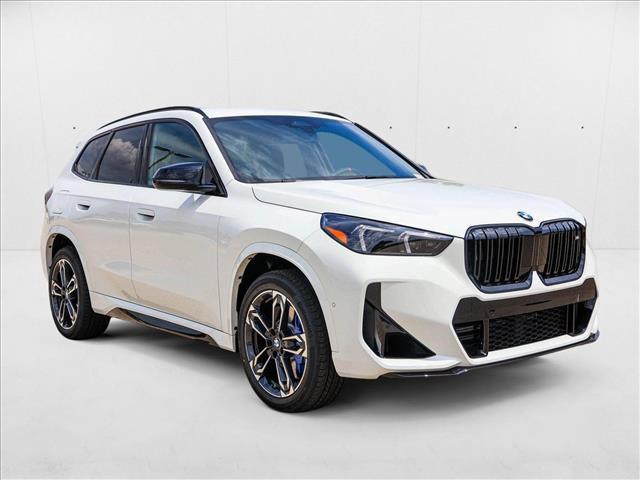 Photo of 2025 Alpine White BMW X1