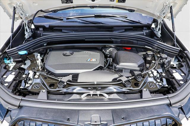 Photo of 2025 Alpine White BMW X1