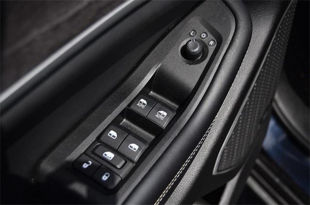 Photo of 2024 Midnight Sky Jeep Grand Cherokee