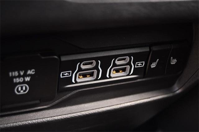 Photo of 2024 Midnight Sky Jeep Grand Cherokee
