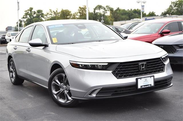 Photo of 2024 Solar Silver Metallic Honda Accord