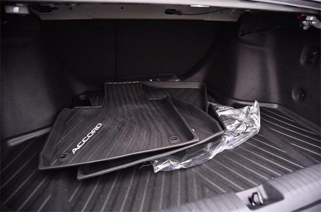 Photo of 2024 Solar Silver Metallic Honda Accord