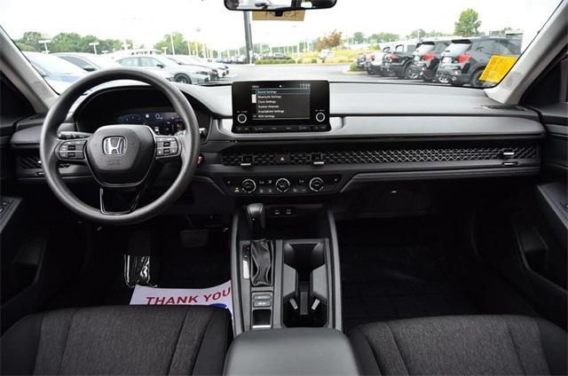 Photo of 2024 Solar Silver Metallic Honda Accord