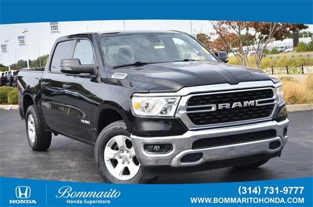 Photo of 2023 Diamond Black Crystal Pearlcoat RAM 1500