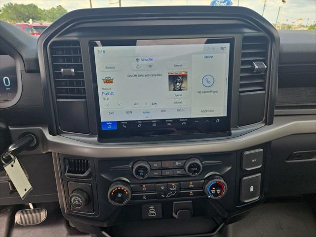 Photo of 2025 Oxford White Ford F-150