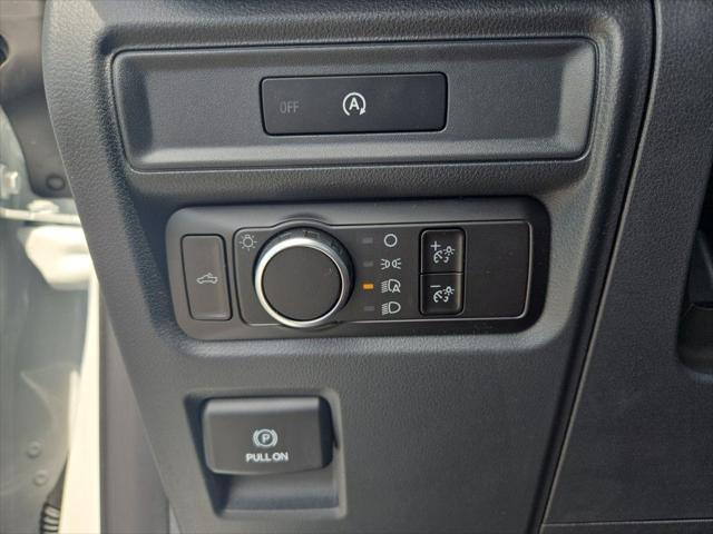 Photo of 2025 Oxford White Ford F-150