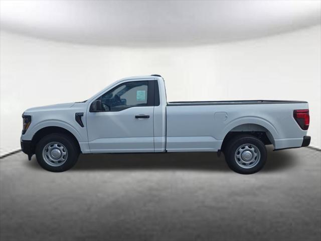 Photo of 2025 Oxford White Ford F-150