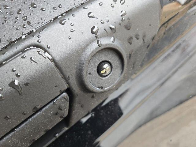 Photo of 2025 Agate Black Metallic Ford F-250