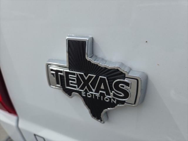 Photo of 2025 Oxford White Ford F-150