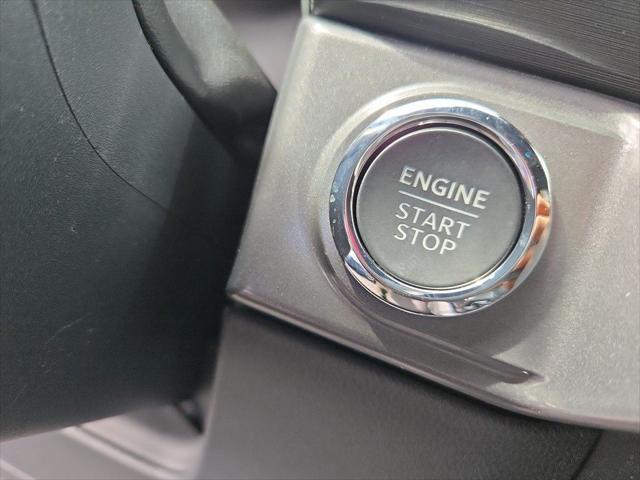 Photo of 2025 Oxford White Ford F-150