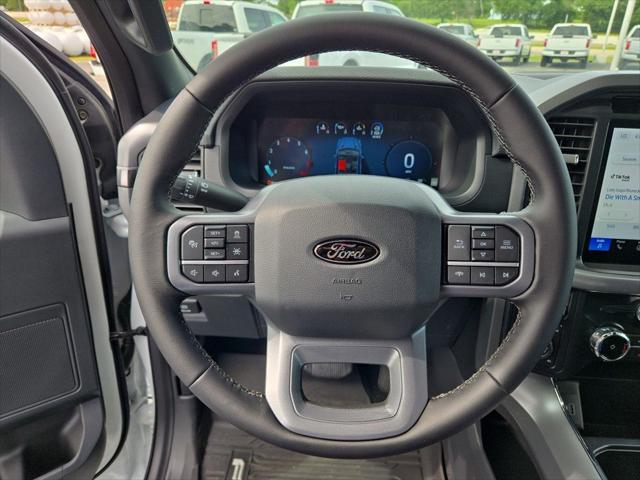 Photo of 2025 Oxford White Ford F-150
