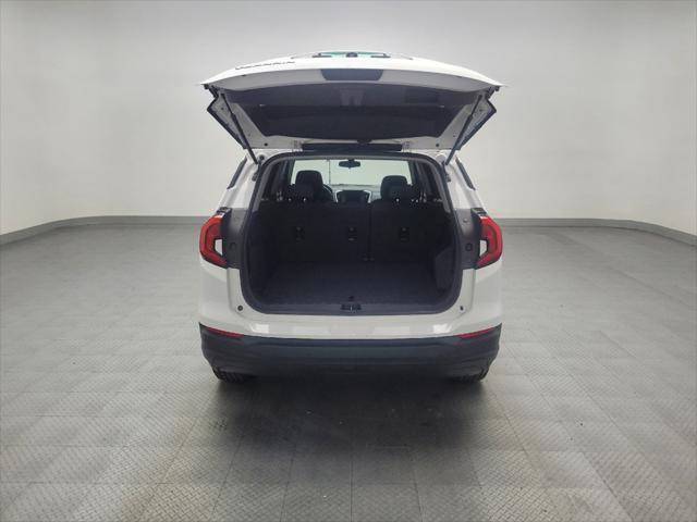 Photo of 2018 Summit White GMC Terrain