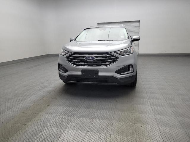 Photo of 2020 Iconic Silver Metallic Ford Edge