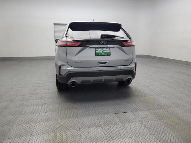 Photo of 2020 Iconic Silver Metallic Ford Edge