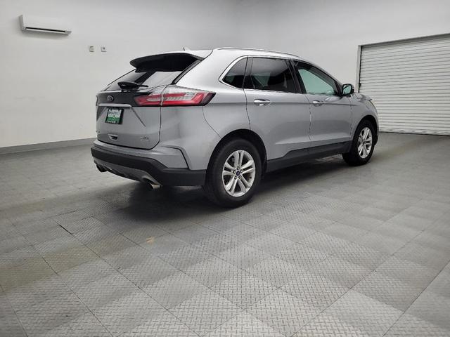 Photo of 2020 Iconic Silver Metallic Ford Edge