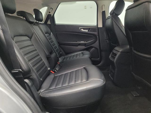 Photo of 2020 Iconic Silver Metallic Ford Edge
