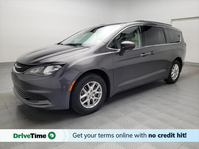 2020 Chrysler Voyager