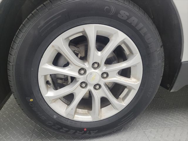 Photo of 2019 Silver Ice Metallic Chevrolet Equinox
