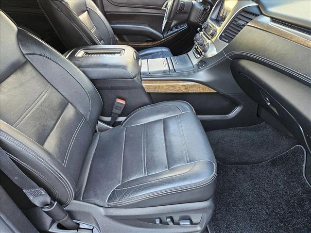 Photo of 2018 Summit White GMC Yukon