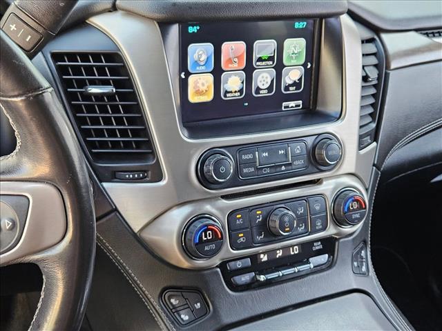 Photo of 2018 Summit White GMC Yukon