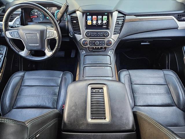 Photo of 2018 Summit White GMC Yukon
