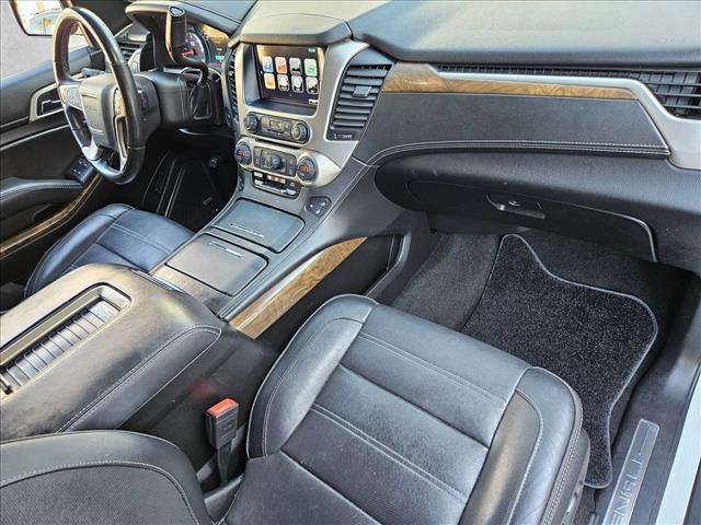 Photo of 2018 Summit White GMC Yukon