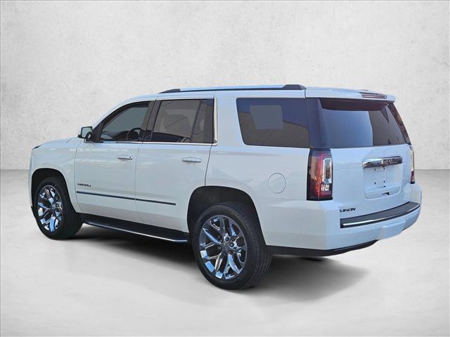 Photo of 2018 Summit White GMC Yukon