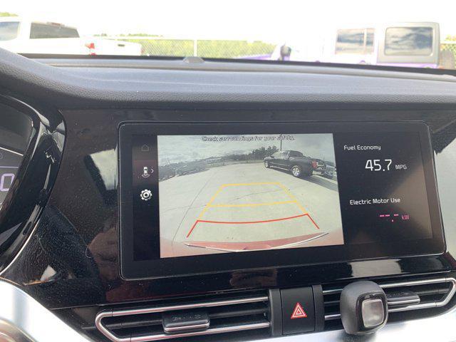 Photo of 2022 Runway Red Kia Niro