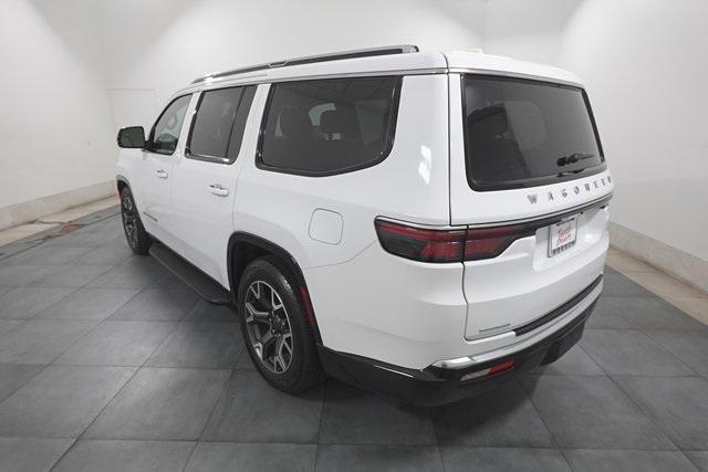 Photo of 2023 Bright White Clearcoat Jeep Wagoneer